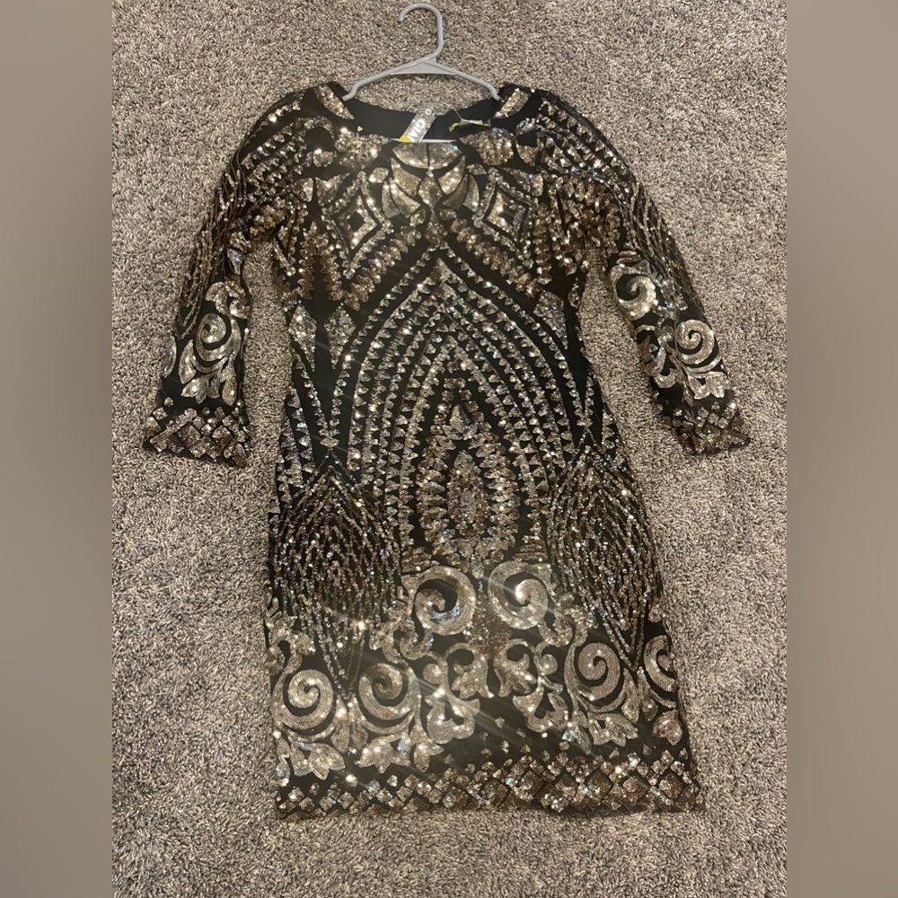 Gianni Bini black gold sequin dress Small NWT